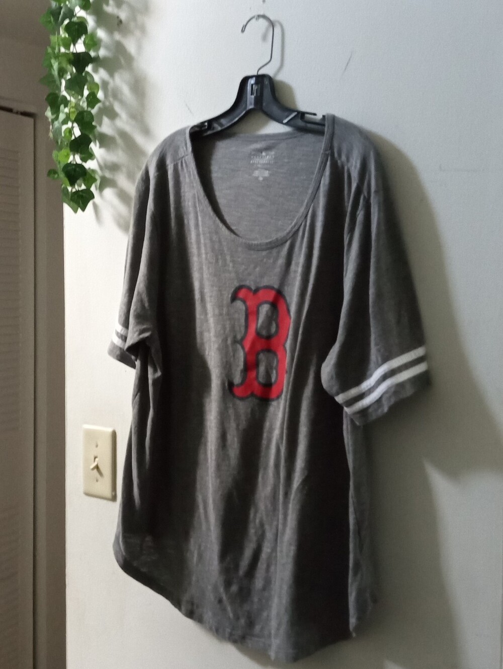 Red Sox T-shirt Size XXL